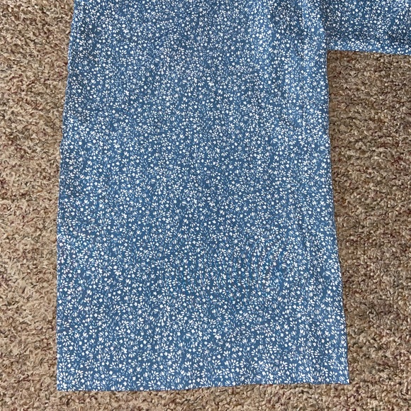 Jumpsuit - Picture 4 of 4